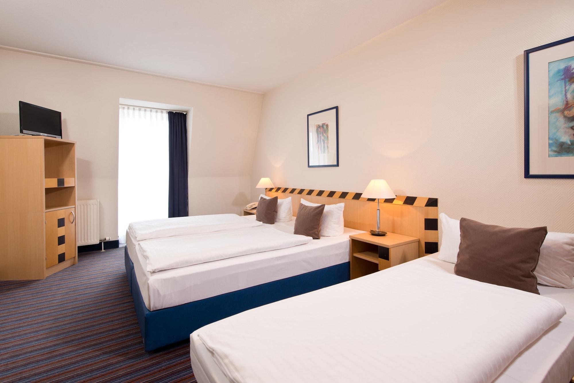 Achat Hotel Dresden Elbufer מראה חיצוני תמונה