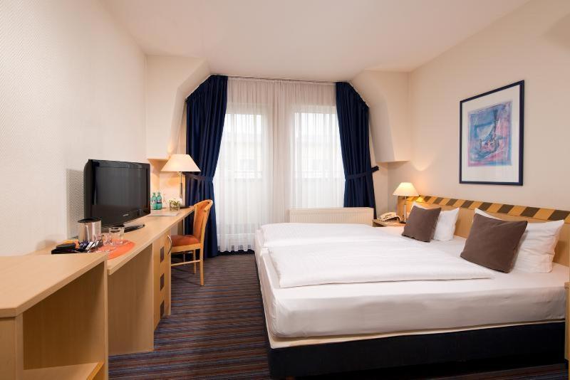 Achat Hotel Dresden Elbufer חדר תמונה