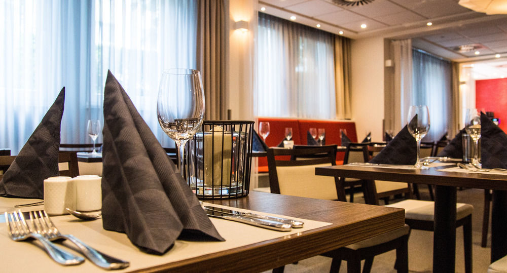 Achat Hotel Dresden Elbufer מראה חיצוני תמונה